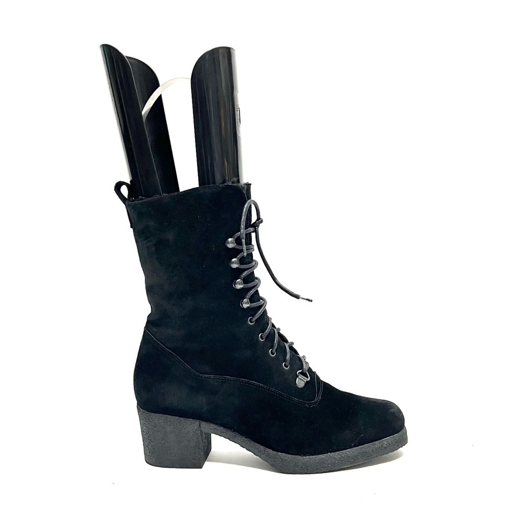 Vintage 1990s black suede fleece lined rubber sole lace up winter granny boots